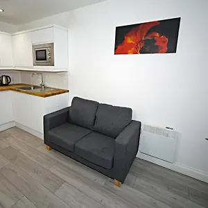  Apartment Kirkgate